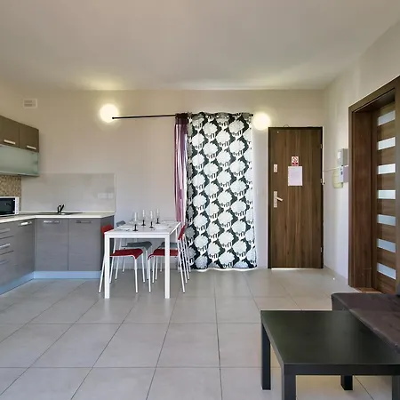 Center 1-bedroom Penthouse * Sliema