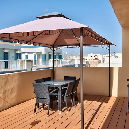 Apartment Center 1-bedroom Penthouse Sliema