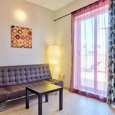 Center 1-bedroom Penthouse Lejlighed Sliema